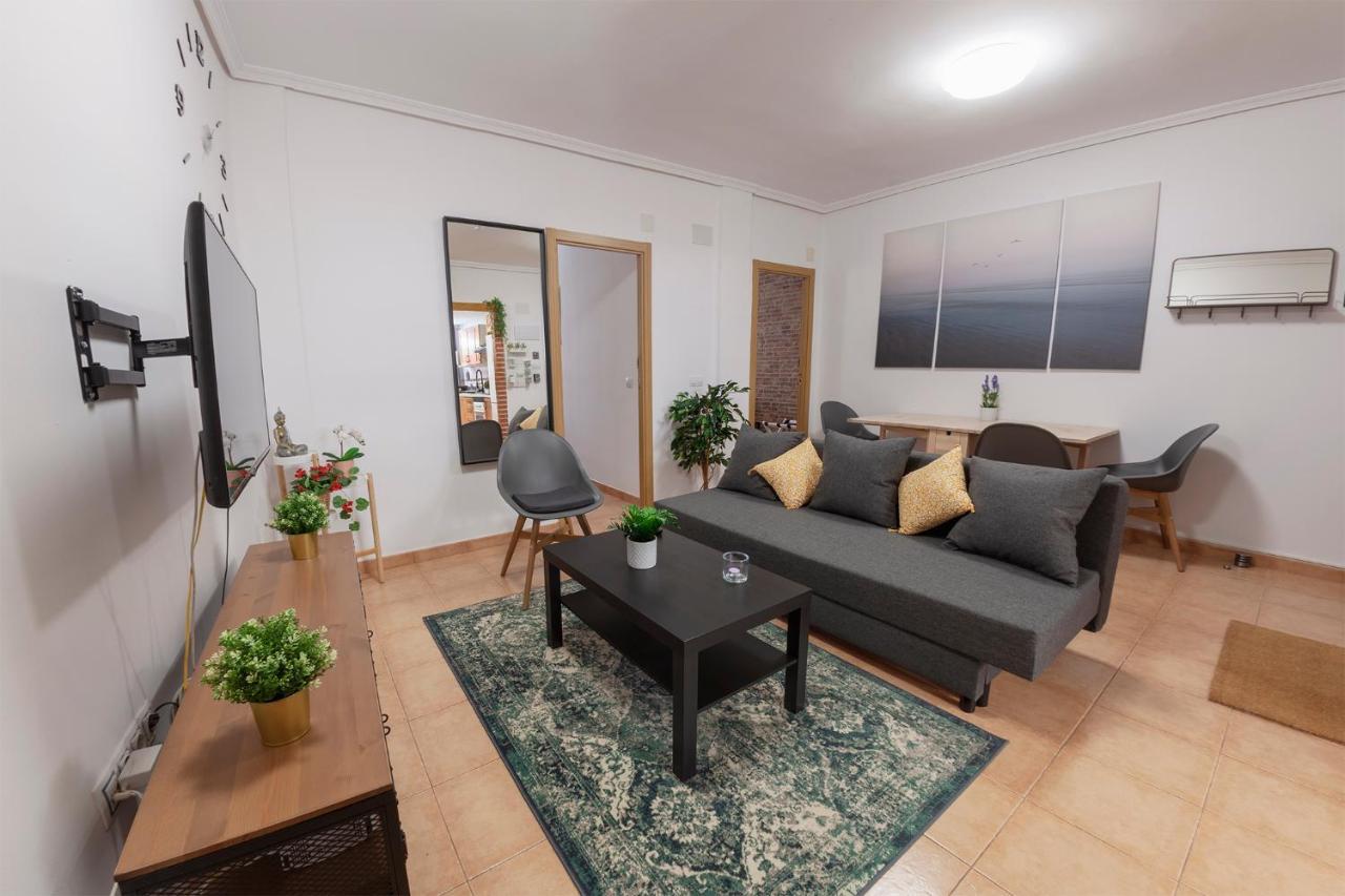 Luxury Artistic Digital Nomad 2 Bedroom W/Terrace バレンシア エクステリア 写真