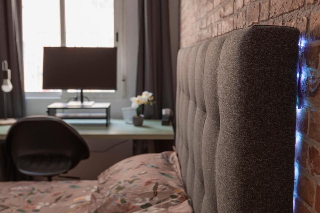 Luxury Artistic Digital Nomad 2 Bedroom W/Terrace バレンシア エクステリア 写真
