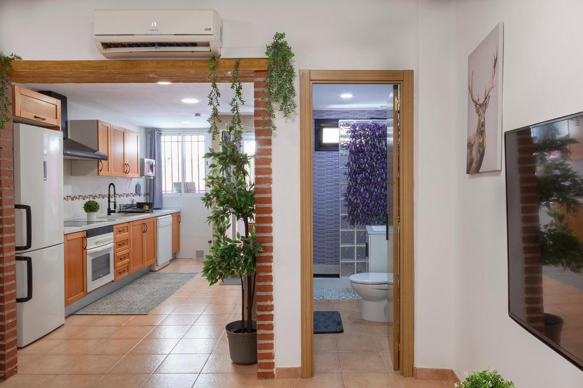 Luxury Artistic Digital Nomad 2 Bedroom W/Terrace バレンシア エクステリア 写真